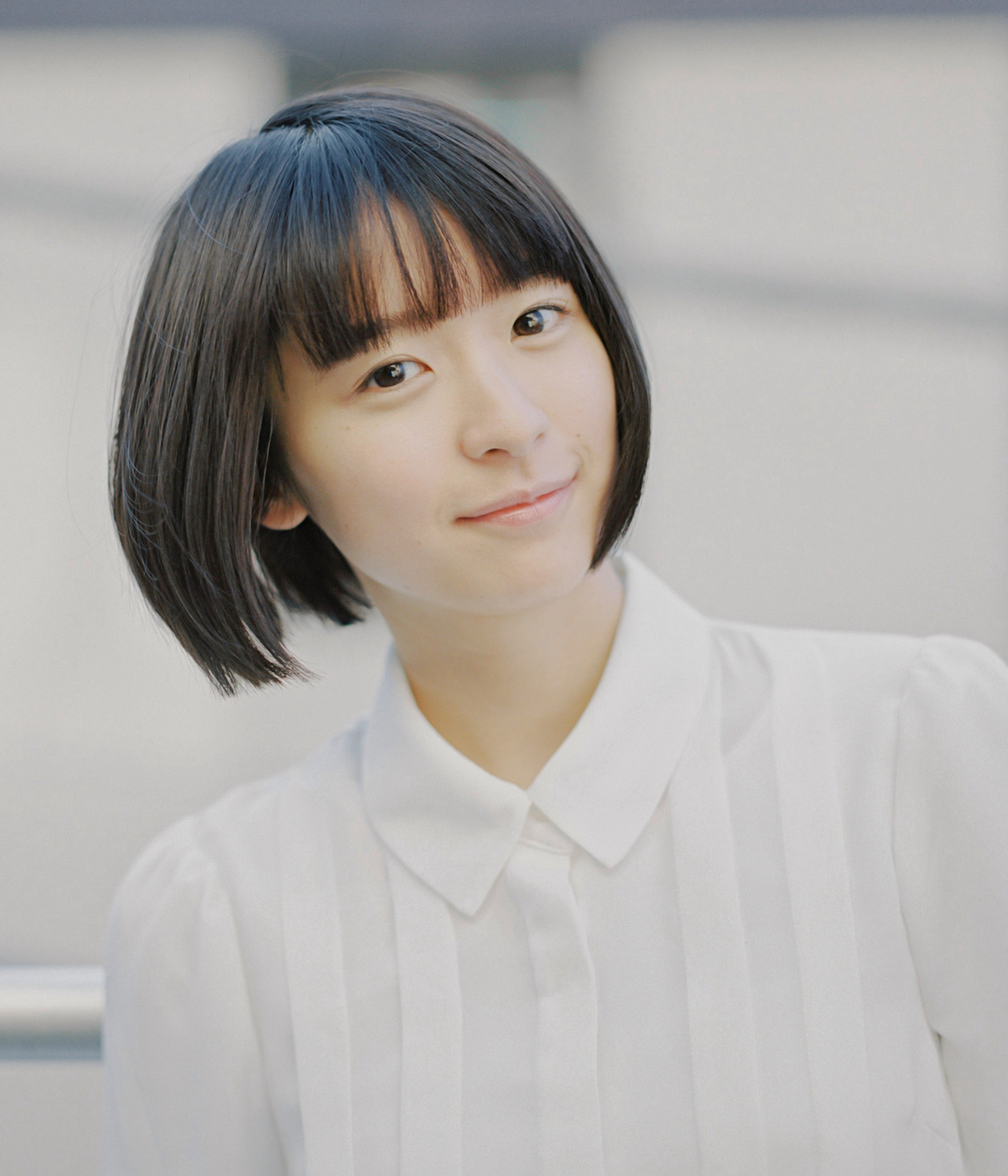 鳴海唯